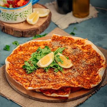 Muzo’s Turkish Kitchen Lahmacun in Aberdeen.